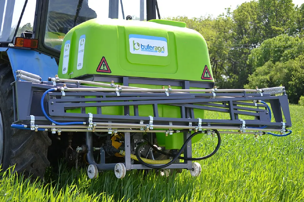 فروش عمده سمپاش پشت تراکتوری 600